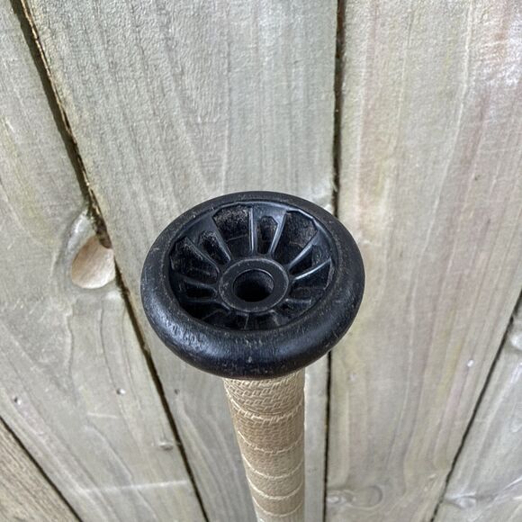 DeMarini Prism+ Softball Bat 30/20 -11 PZS-21 | DeMarini NVS NEXXUM 30/22 -10 - Picture 9 of 16